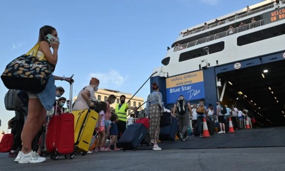 Κορονοϊός: H μετάλλαξη Δέλτα αλλάζει τα μέτρα για νησιά και διασκέδαση